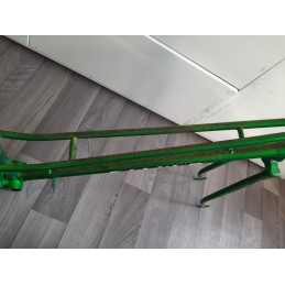 Zoom sur l'état cosmétique du tube supérieur du cadre ARROW.