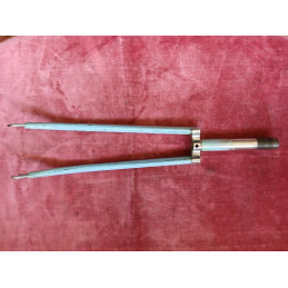 157mm steel fork with 25x100 French thread side profile view