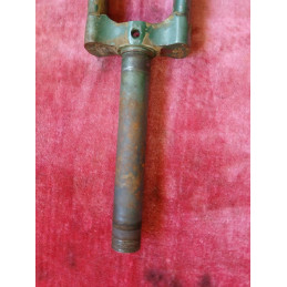 Garfo de aço 160mm 25×100 – detalhe da rosca e cabeça