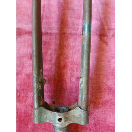 Garfo de aço 160mm 25×100 – ângulo traseiro