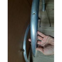 Garde-boue arrière rétro en aluminium - Zoom sur la bavette