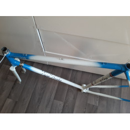 Raccord supérieur du tube de selle cadre Louis Ocana