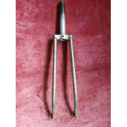 Fourche 161mm en acier pour cadre de velo 25×100 700/650 D8
