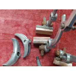 Pinza BEBOLUX duralumin in posizione di montaggio