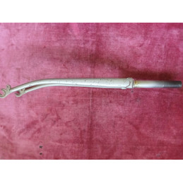 Horquilla vintage acero – pieza sobre fondo neutro