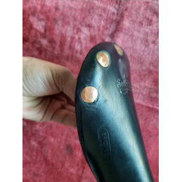 BROOKS PROFESSIONAL Seitenansicht links mit Patina