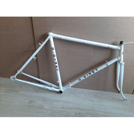 Telaio bici da turismo GINET 650 vista laterale complessiva