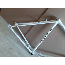 Tubo superior y uniones del cuadro antiguo GINET para restauración