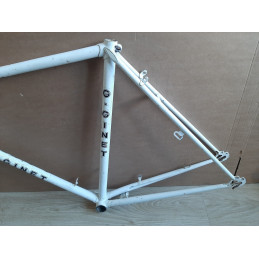 Under bottom bracket shell cable guide detail