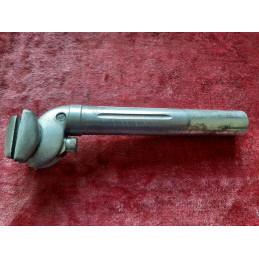Micro-scratch details on the inserted portion of the shaft