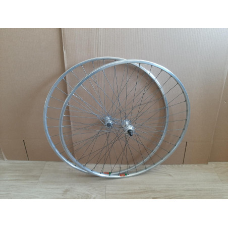 2 Roues MAVIC module E 700c hub maillard VELO DE ROUTE CLINCHER rims 126mm RO7