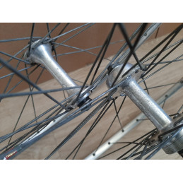 2 Roues MAVIC module E 700c hub maillard VELO DE ROUTE CLINCHER rims 126mm RO7
