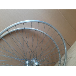 2 Roues MAVIC module E 700c hub maillard VELO DE ROUTE CLINCHER rims 126mm RO7