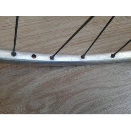 2 Roues RIGIDA AL 1320 700c clincher HUB ATOM 1979 122mm D10