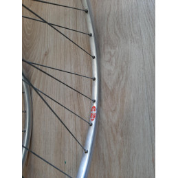 2 Roues RIGIDA AL 1320 700c clincher HUB ATOM 1979 122mm D10