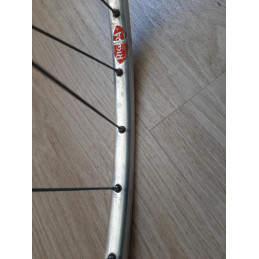 2 Roues RIGIDA AL 1320 700c clincher HUB ATOM 1979 122mm D10