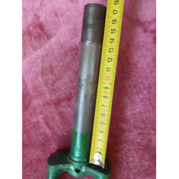 Ausfallende mit Achsauflage 100mm an Stahlgabel