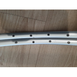 Détail du raccord de jante Mavic Module E2 622mm