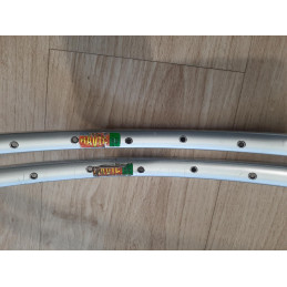 Surface condition and luster of vintage aluminum MAVIC rims