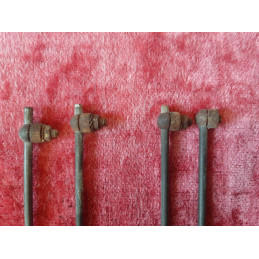 Broken serre tringle detail on steel mudguard stay