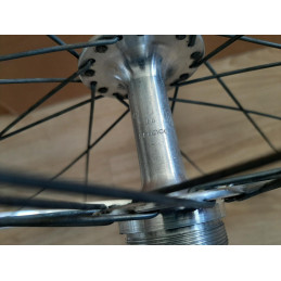 Roue arrière MAVIC MA 700c hub maillard 1986 VELO route CLINCHER 126mm rims D11