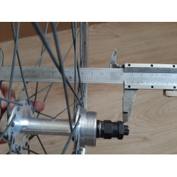 Roue arrière MAVIC MA 700c hub maillard 1986 VELO route CLINCHER 126mm rims D11