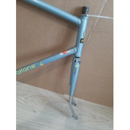 Raccord de selle et détails de la boîte de pédalier cadre Gitane