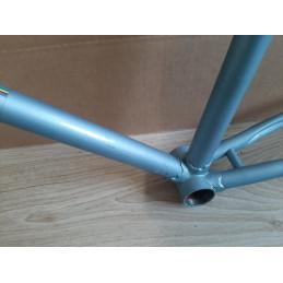 Overall frame weight measurement 3575g on scale