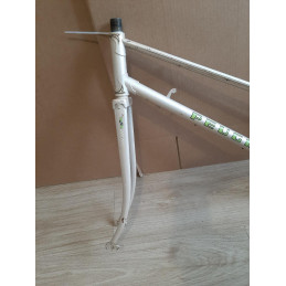 Vue arrière des haubans du cadre Peugeot d'occasion