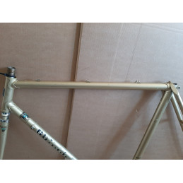 Tube diagonal et marquage Motobecane d'époque