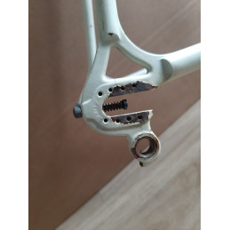 Tubo superior medida 56.5cm de centro a centro