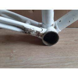 Seat lug clamping area and top tube junction of the steel frame