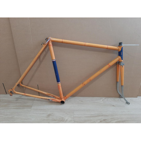 Cadre de vélo vintage artisanal 56x56cm avec pattes Campagnolo Huret