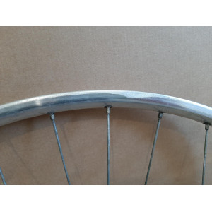 Speichenspannung und Zentrierung 650B Vorderrad