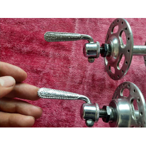 Mozzo anteriore Campagnolo 36 fori flangia alta