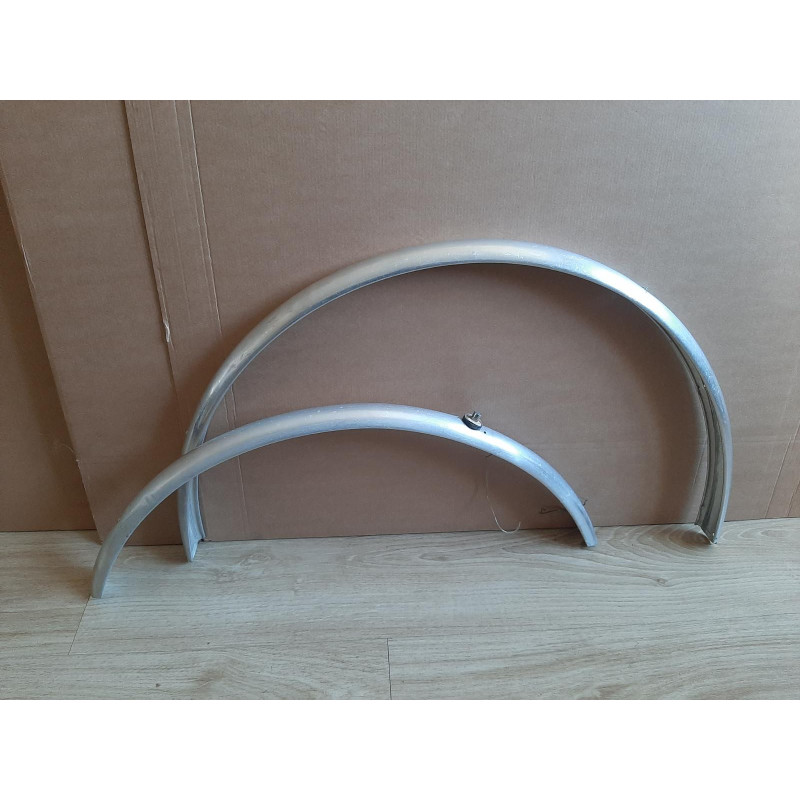 Aluminum STEEL Mudguard 40mm for 700 touring vintage bike in good condition GB14