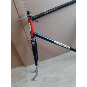 Rear brake bridge clearances
