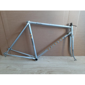Cadre velo PEUGEOT PKN10 Compétition REYNOLDS 531 2930g 54×54cm 126.4 mm BSFF