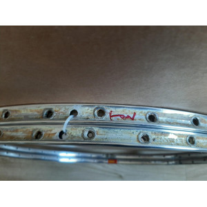 Mavic Monthlery PRO alloy extrusion and double eyelet detail