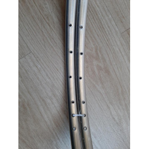 Détail de l'état de surface jante 700c