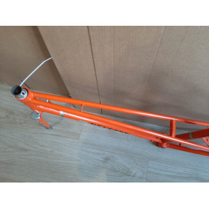 Head tube lugs vintage Peugeot lady frame