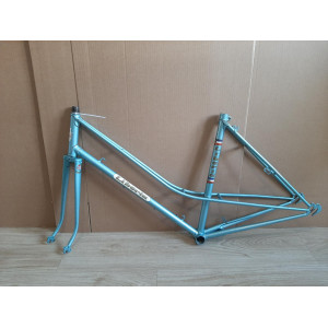 Quadro Liberia 650B Lady de 52cm vista lateral completa