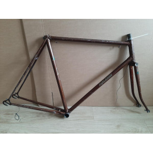 Alignement du triangle arrière cadre de vélo vintage Raleigh