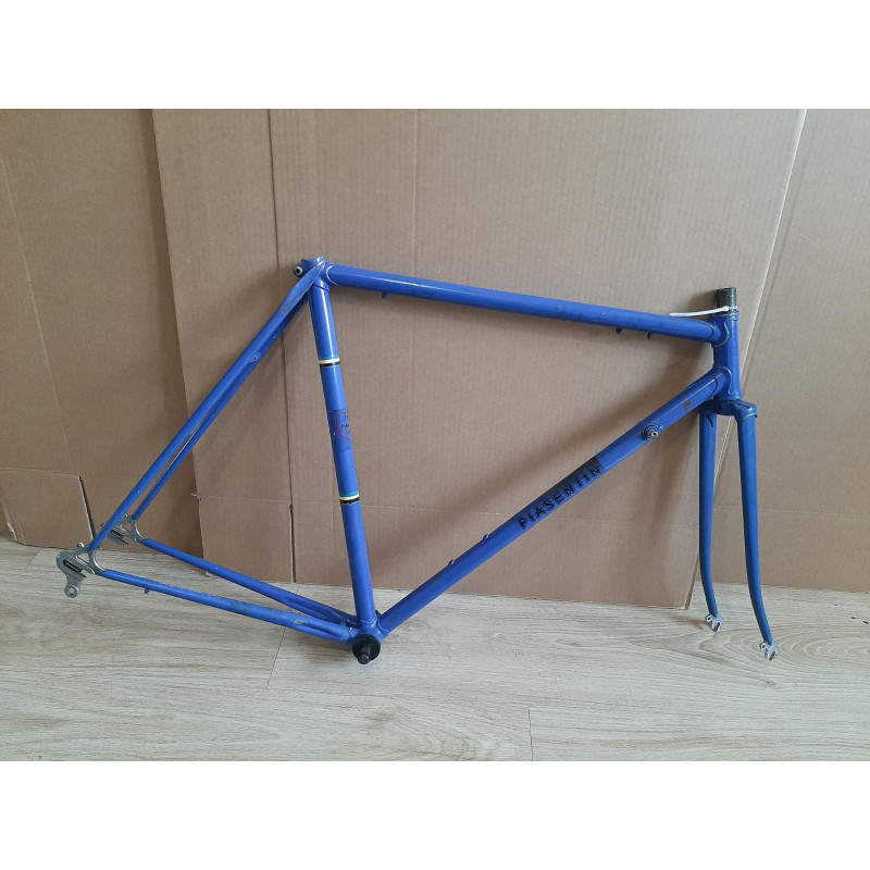 Cadre vélo de route vintage Piasentin en acier - Vue globale trois quarts