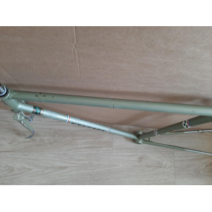 Headtube lugs and original paint details Peugeot PX60
