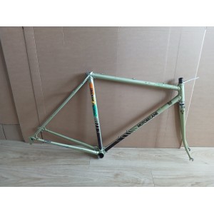 Motobecane C5 Columbus Special steel frame profile view