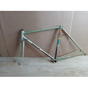 Filetage de la fourche 25x100 en gros plan
