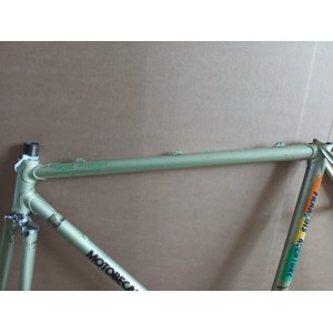 Mesure de l'entraxe arrière de 125.8mm
