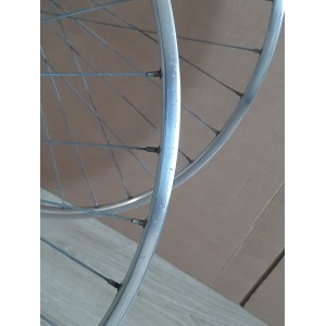 2 Roues MAVIC module E 700c hub ATOM VELO DE ROUTE CLINCHER rims 122.6mm RO13