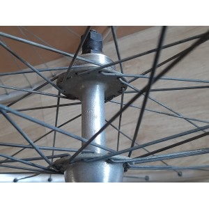 2 Roues MAVIC module E 700c hub ATOM VELO DE ROUTE CLINCHER rims 122.6mm RO13
